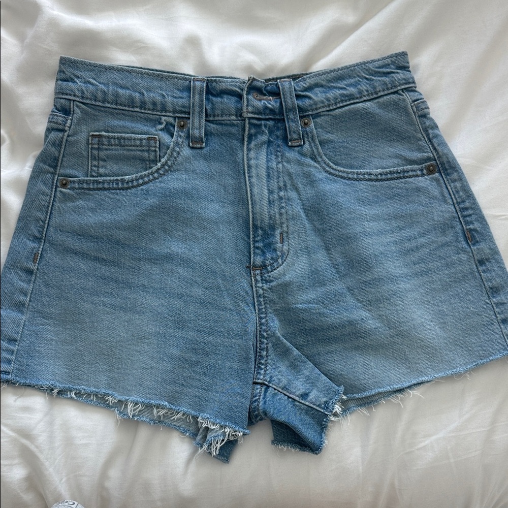 Universal Thread Light Blue Jean Shorts